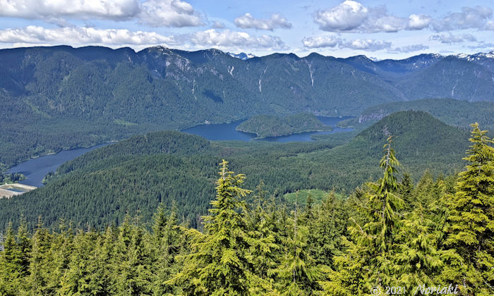 コキットラムレイク展望台 Coquitlam Lake View Point からの景色